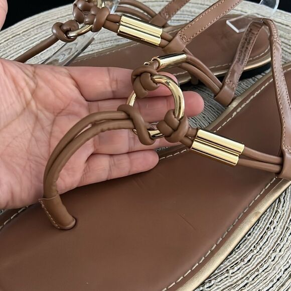 Montego Bay Club Tan Sandals with Gold Accents Size 9 - Picture 7 of 12